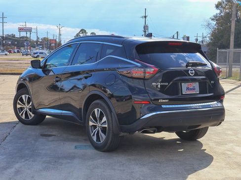 Used 2022 Nissan Murano SV image 2