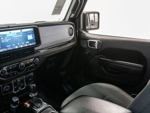 Certified 2024 Jeep Wrangler Unlimited Sport AWD/4WD image 11