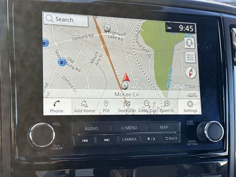 Used 2024 Nissan Titan PRO-4X w/ Pro-4x Convenience Package image 17