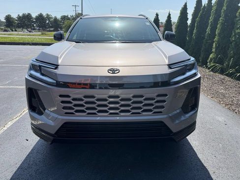 Certified 2026 Toyota RAV4 SE AWD/4WD image 7