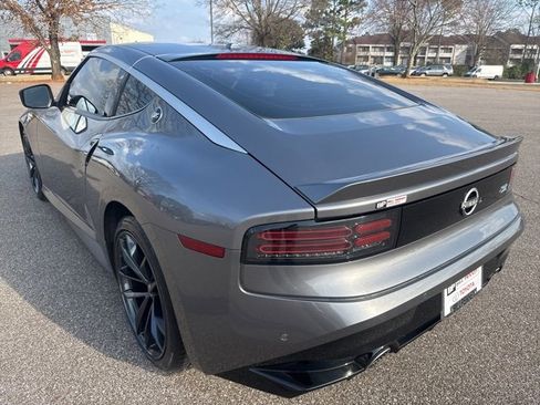 Used 2024 Nissan Z Performance w/ Floor Mat Package image 3