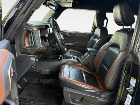 Used 2022 Ford Bronco Outer Banks AWD/4WD image 4
