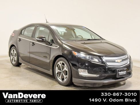Used 2014 Chevrolet Volt Premium w/ Premium Trim Package image 1