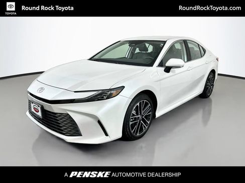 Used 2026 Toyota Camry XLE AWD/4WD image 1