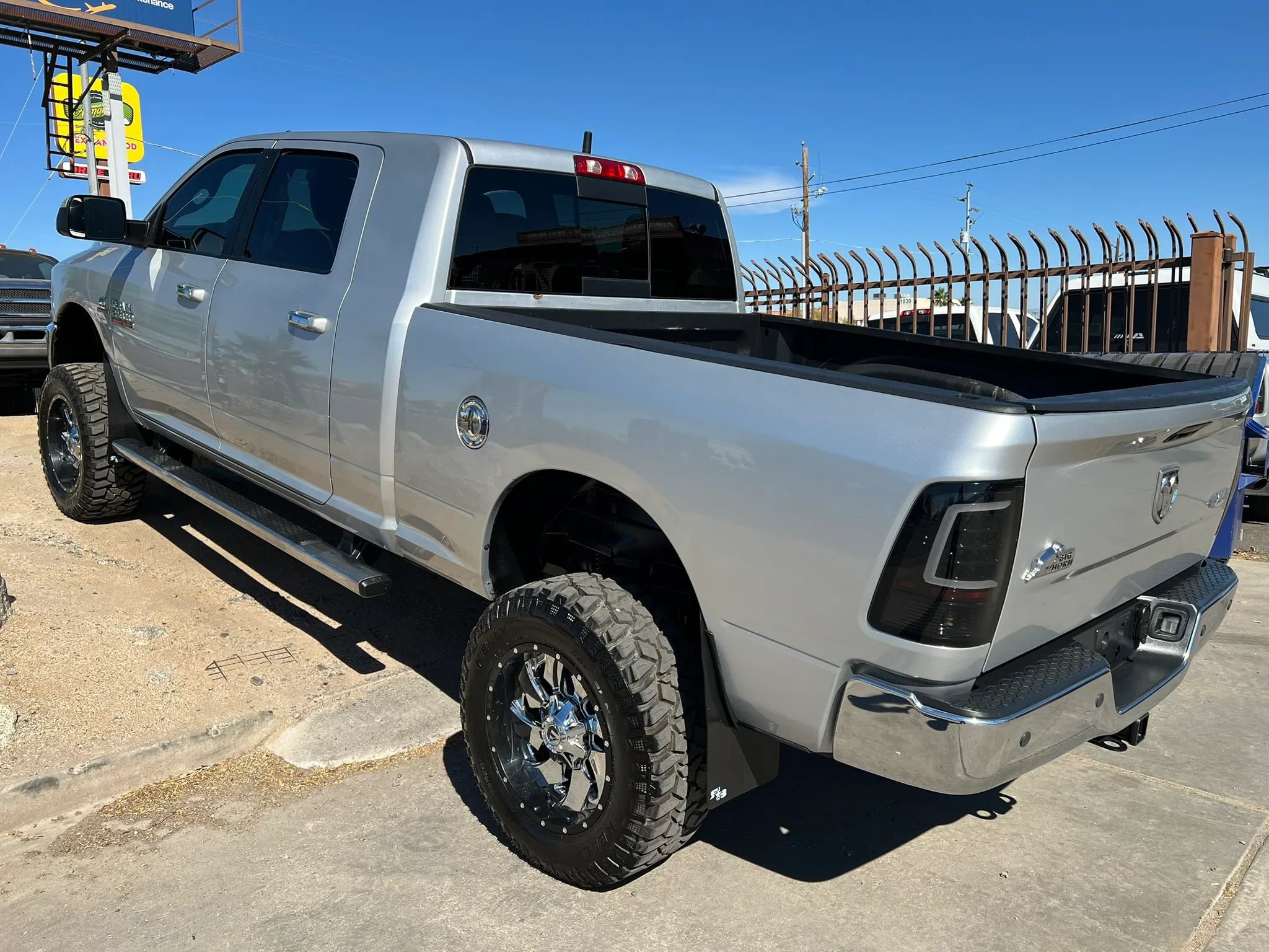 Used 2018 RAM 2500 Big Horn AWD/4WD image 10