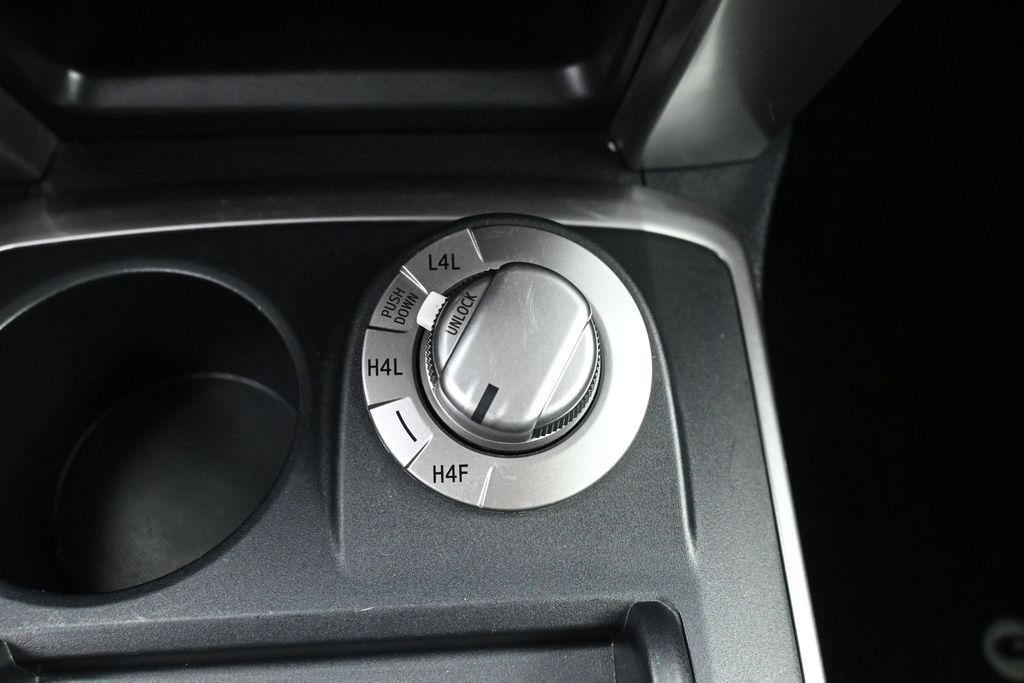 Certified 2024 Toyota 4Runner Limited AWD/4WD image 26