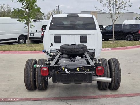 New 2026 RAM 3500 Tradesman AWD/4WD image 4