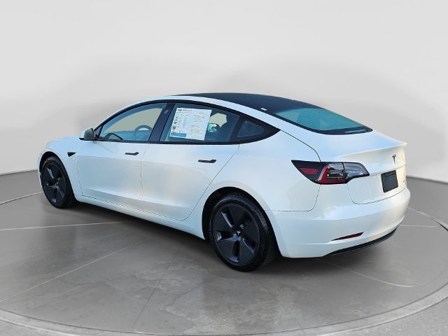 Used 2022 Tesla Model 3 Long Range AWD/4WD image 5