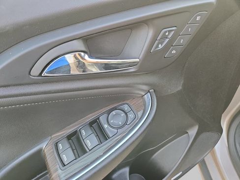Used 2024 Chevrolet Malibu LT FWD image 18