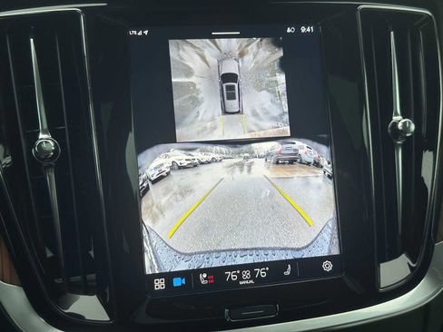 Certified 2025 Volvo V60 B5 Cross Country Plus image 25