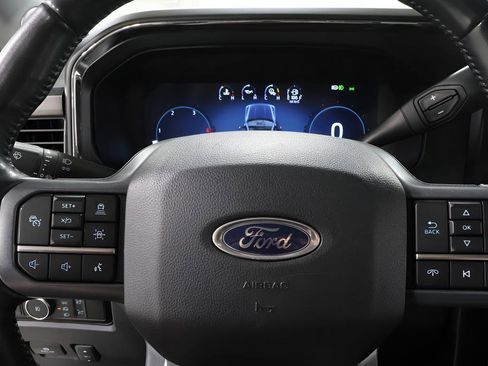 Used 2023 Ford F250 Lariat w/ Lariat Ultimate Package AWD/4WD image 14