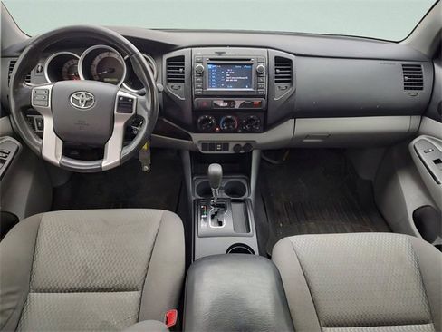 Used 2013 Toyota Tacoma PreRunner w/ Convenience Pkg image 9