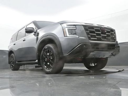 Used 2026 Nissan Armada PRO-4X w/ Captain's Chari Seat Package AWD/4WD image 24