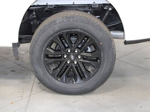 New 2026 Ford F150 Lariat w/ Equipment Group 501A Mid image 18