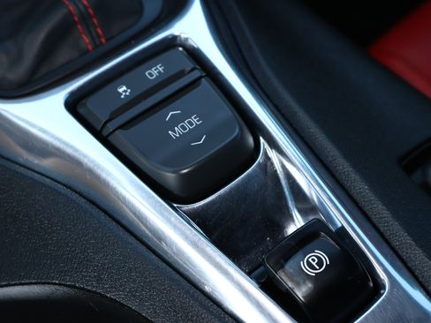 Used 2016 Chevrolet Camaro LT RWD image 22