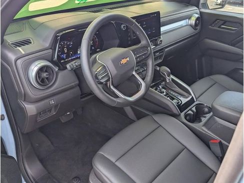 New 2025 Chevrolet Colorado LT w/ LT Convenience Package image 14