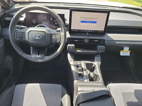 New 2026 Toyota RAV4 XSE w/ Panoramic Sun Roof Package AWD/4WD image 27