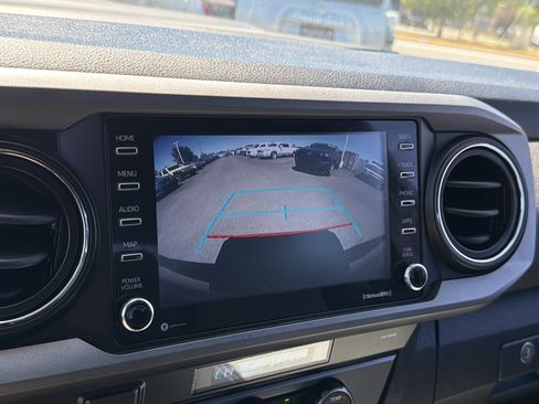Used 2021 Toyota Tacoma TRD Sport AWD/4WD image 20
