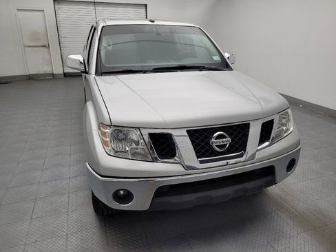 Used 2019 Nissan Frontier SL RWD image 14