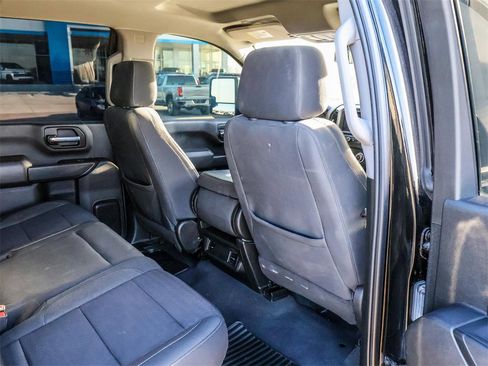 Used 2024 Chevrolet Silverado 2500 Custom w/ Custom Value Package image 21