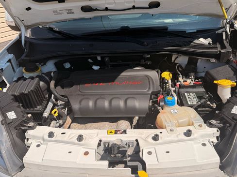 Used 2018 RAM ProMaster City Tradesman SLT FWD image 15