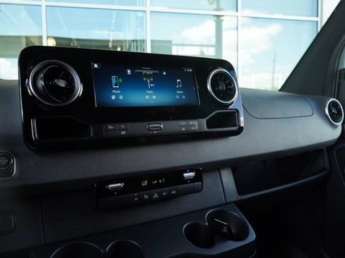 New 2025 Mercedes-Benz Sprinter 2500 image 23