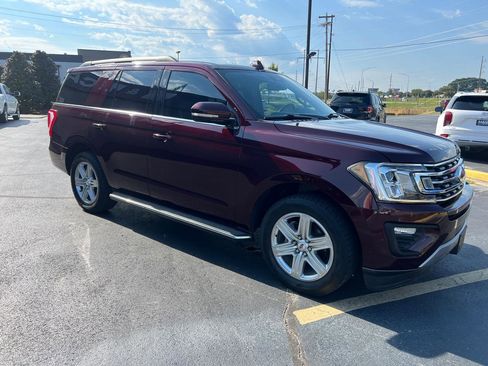 Used 2020 Ford Expedition XLT w/ Equipment Group 202A RWD image 4