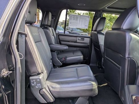 Used 2016 Ford Expedition EL Platinum AWD/4WD image 32