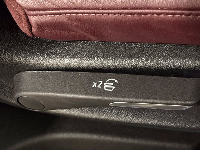 Used 2026 Cadillac Escalade Luxury AWD/4WD image 53