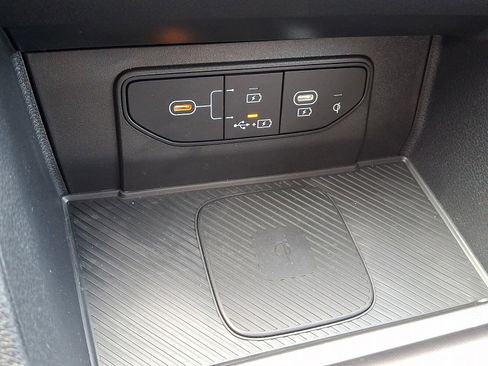 New 2026 Kia Sportage EX image 18