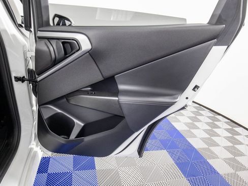 Used 2025 BMW X3 xDrive30i image 16