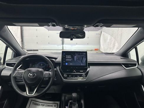 Used 2025 Toyota Corolla SE w/ SE Premium Package image 40