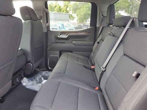 New 2026 GMC Sierra 1500 Elevation image 12