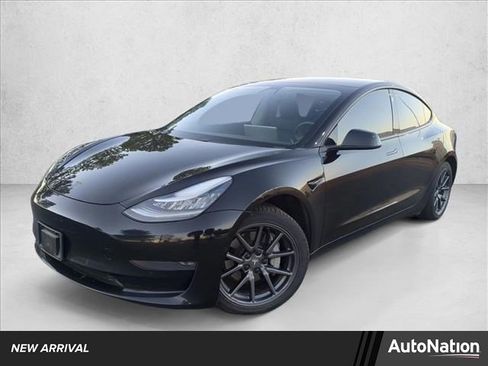 Used 2020 Tesla Model 3 Long Range image 1