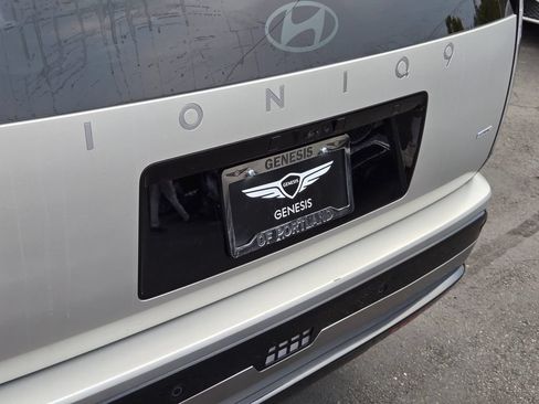 Used 2026 Hyundai Ioniq 9 Calligraphy AWD/4WD image 14