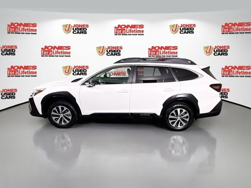 Used 2024 Subaru Outback Premium AWD/4WD image 14