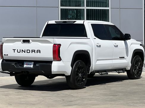 Used 2024 Toyota Tundra Limited AWD/4WD image 4