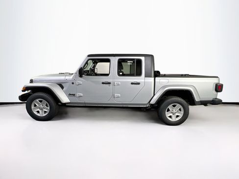 Used 2022 Jeep Gladiator Sport AWD/4WD image 8