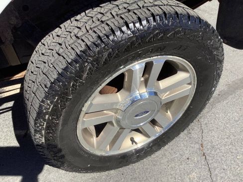 Used 2006 Ford F150 STX image 19