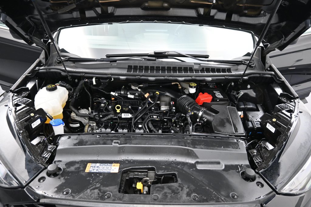 Used 2024 Ford Edge SE w/ Black Appearance Package AWD/4WD image 32