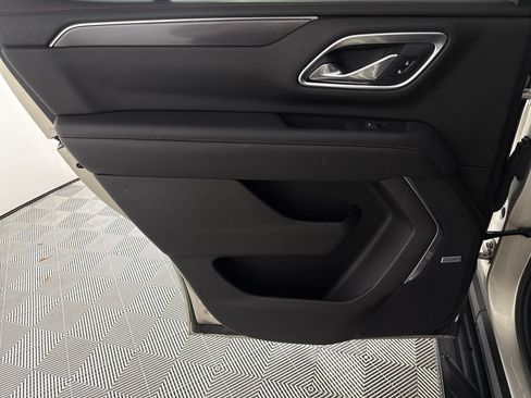 Used 2021 Chevrolet Tahoe RST w/ Luxury Package RWD image 12