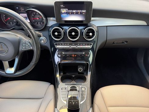 Used 2016 Mercedes-Benz C 300 4MATIC Sedan image 19