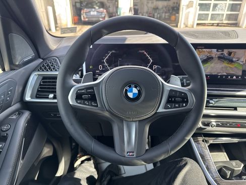New 2026 BMW X5 xDrive40i w/ M Sport Package image 18