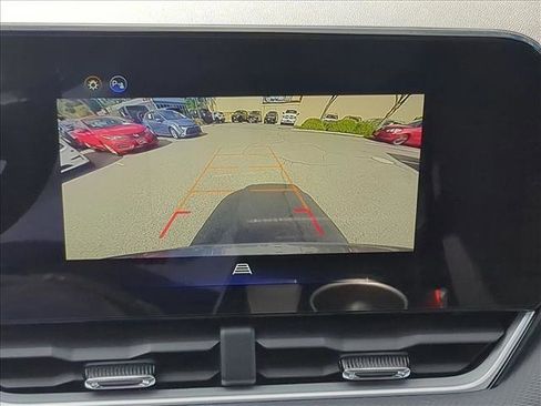 Used 2025 Chevrolet Equinox LT image 14