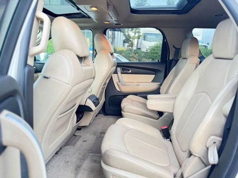 Used 2012 GMC Acadia SLT image 12