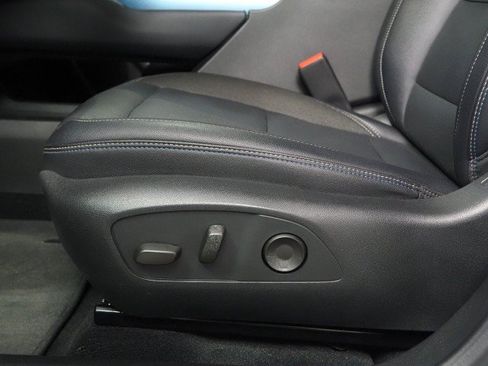 Used 2024 Chevrolet Equinox EV FWD LT w/ 2LT image 66