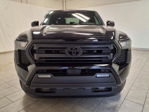 New 2026 Toyota Tacoma SR5 AWD/4WD image 2