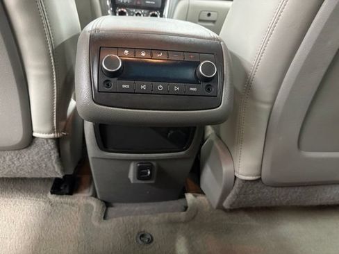 Used 2016 Buick Enclave Leather AWD/4WD image 13