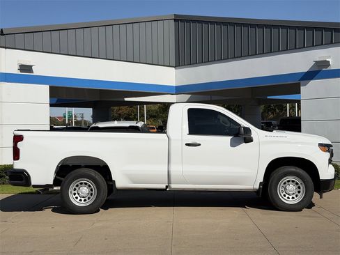 New 2026 Chevrolet Silverado 1500 W/T w/ Trailering Package image 3