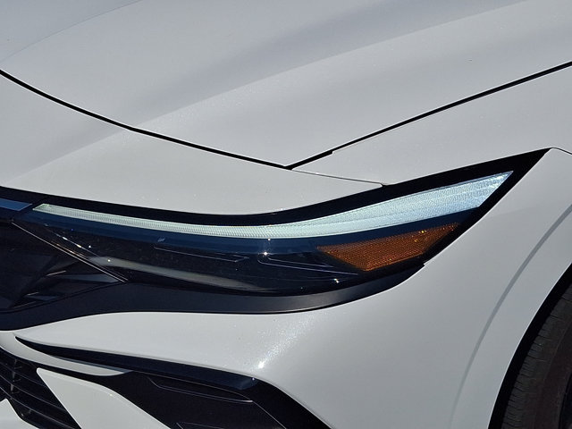 Certified 2026 Hyundai Elantra SEL Sport FWD image 9